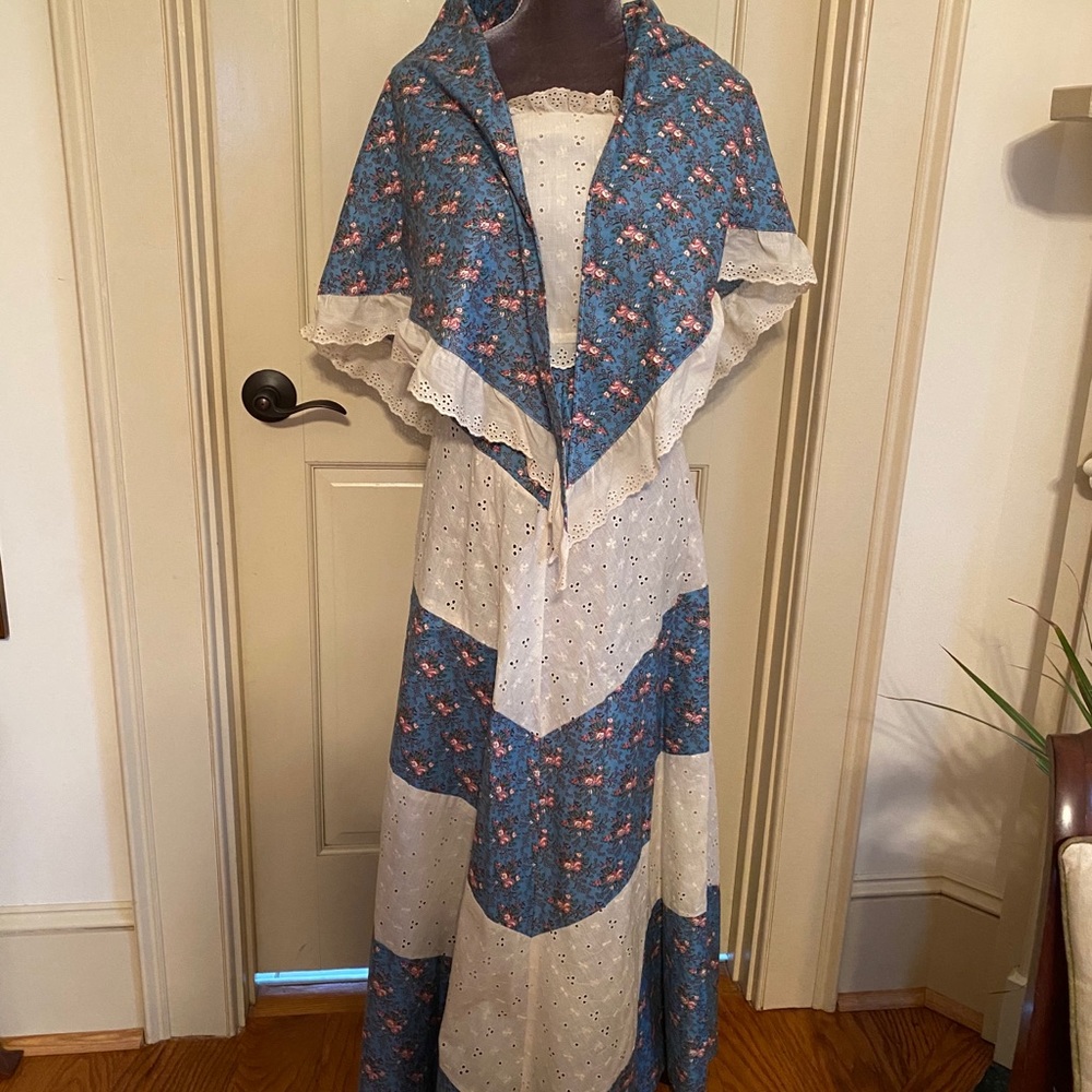Vicky Vaughn junior vintage dress eyelet shawl - Picture 1 of 6